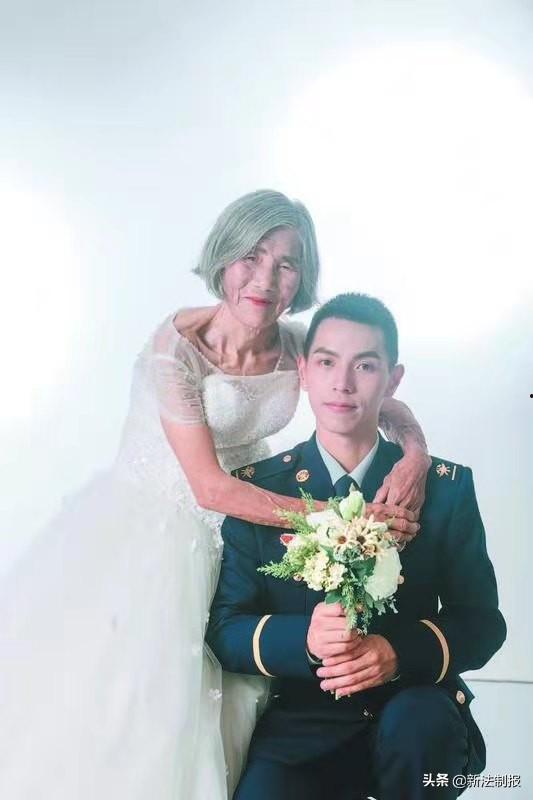 刘小娟爆料婚纱照视频,浪漫时刻引网友热议  第1张